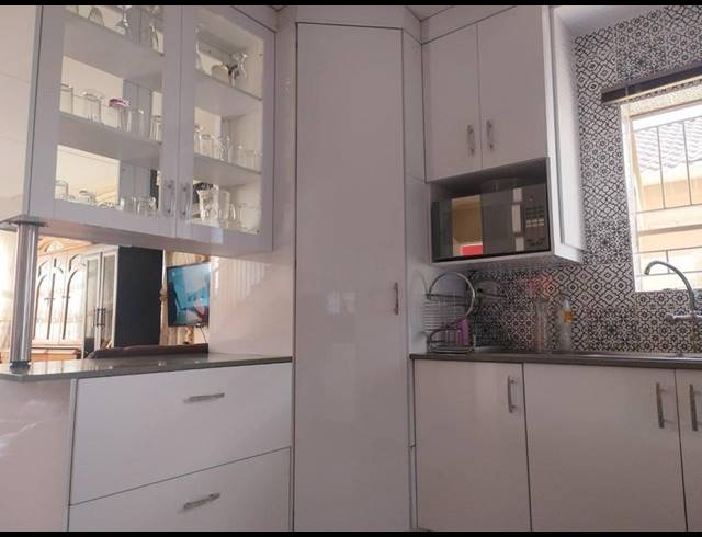 4 BEDROOM HOUSE FOR SALE IN LEOPARD’S REST